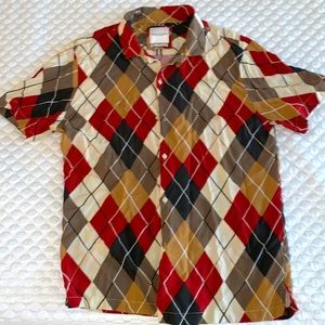 Button Down short sleeve with Autumn colors! Never worn!